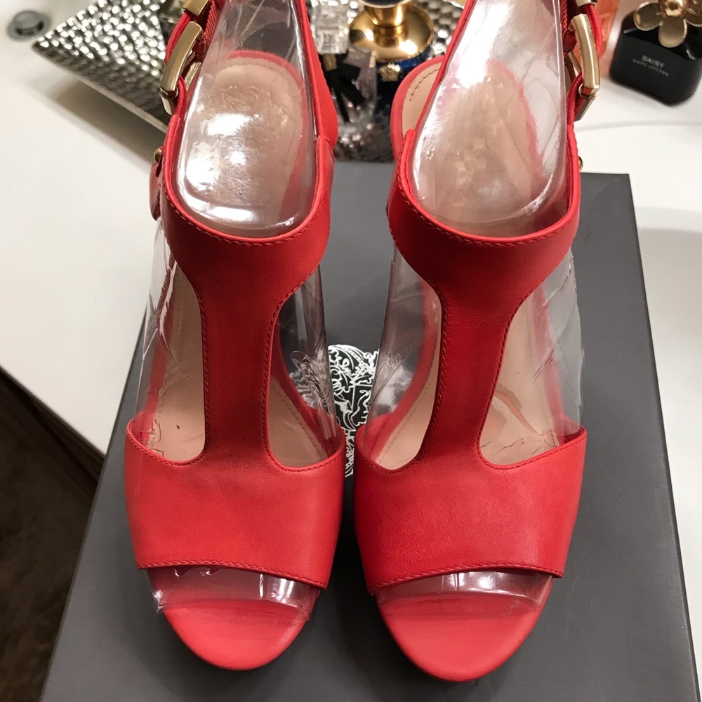 Vince Camuto Sandal